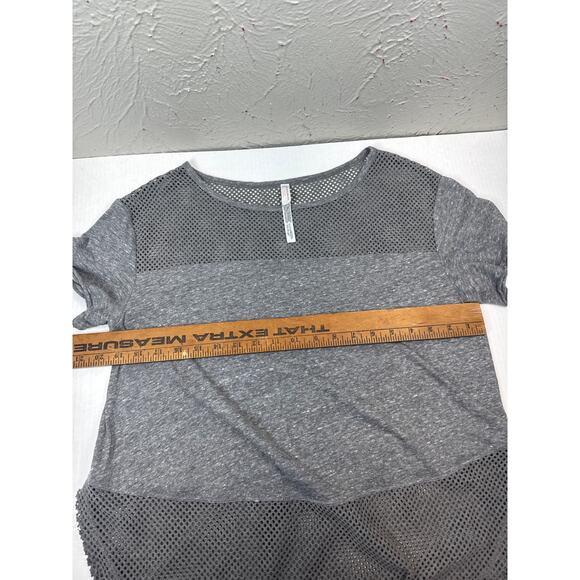 Free People Movement Hourglass Gray Mesh Panel Short Sleeve T-shirt Top Small - Picture 4 of 4